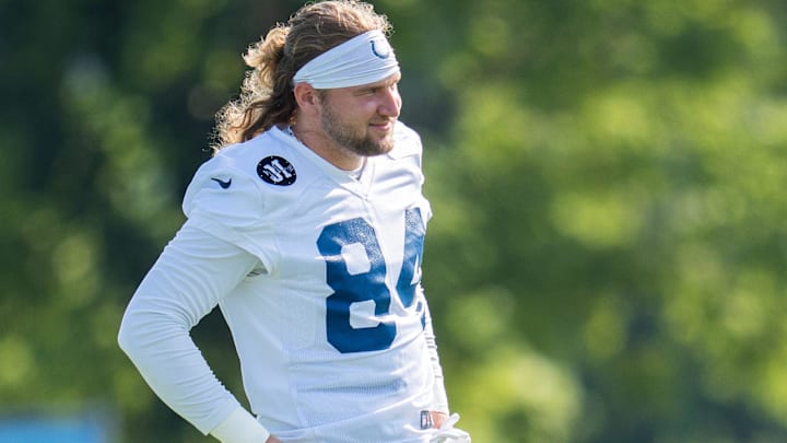 Indianapolis Colts tight end Tyler Warren (84) waits for the start of training camp Thursday, July 24, 2025, held at Grand Park in Westfield.
