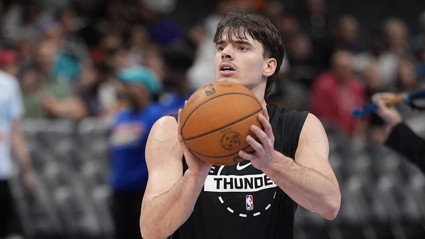 OKC Blue Winning Streak Snapped Despite Brooks Barnhizer Double-Double