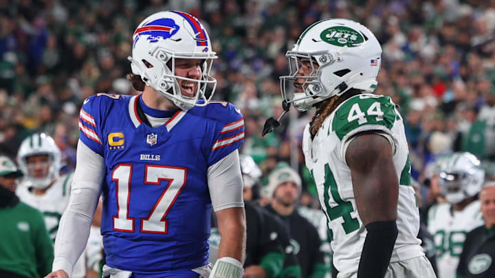 Buffalo Bills quarterback Josh Allen (17).