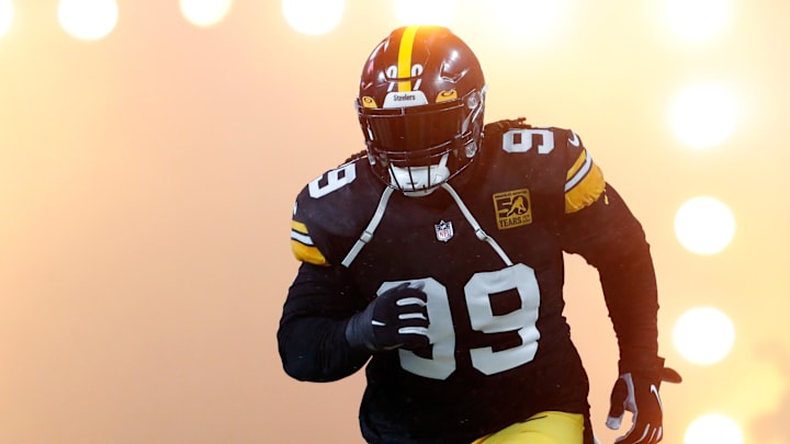 Dec 24, 2022; Pittsburgh, Pennsylvania, USA; Pittsburgh Steelers defensive tackle Larry Ogunjobi (99) takes the field against the Las Vegas Raiders at Acrisure Stadium. Mandatory Credit: Charles LeClaire-Imagn Images Dec 24, 2022; Pittsburgh, Pennsylvania, USA; Pittsburgh Steelers defensive tackle Larry Ogunjobi (99) takes the field against the Las Vegas Raiders at Acrisure Stadium. Mandatory Credit: Charles LeClaire-Imagn Images