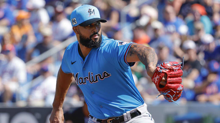 Feb 23, 2025; Port St. Lucie, Florida, USA; Miami Marlins pitcher Sandy Alcantara (22) throws during the first inning against the New York Mets at Clover Park. Feb 23, 2025; Port St. Lucie, Florida, USA; Miami Marlins pitcher Sandy Alcantara (22) throws during the first inning against the New York Mets at Clover Park.