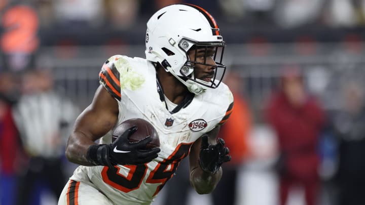 Dec 28, 2023; Cleveland, Ohio, USA; Cleveland Browns running back Jerome Ford (34) runs the ball during the second half against the New York Jets at Cleveland Browns Stadium. Mandatory Credit: Scott Galvin-USA TODAY Sports
