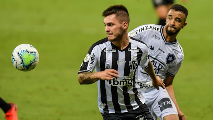 Nathan ainda não deu “ok” ao Grêmio. Nathan ainda não deu “ok” ao Grêmio.