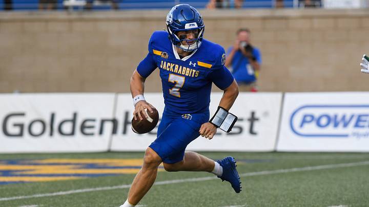 South Dakota State Jackrabbits quarterback Chase Mason (7) South Dakota State Jackrabbits quarterback Chase Mason (7)