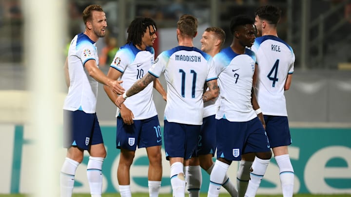 England sailed to victory