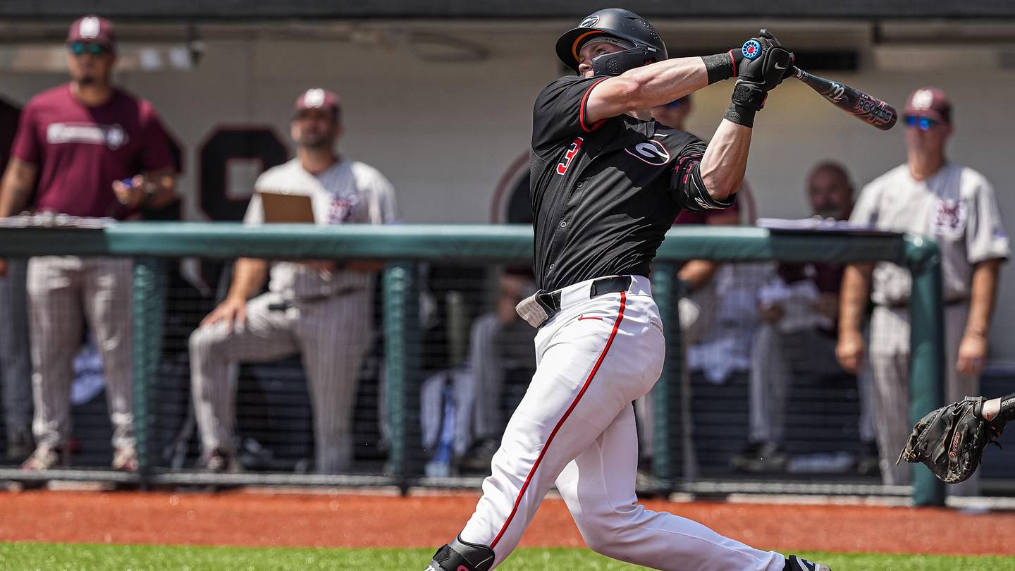 Georgia Bulldogs News: New No. 1 ranking, Golden Spikes winner, football advantage