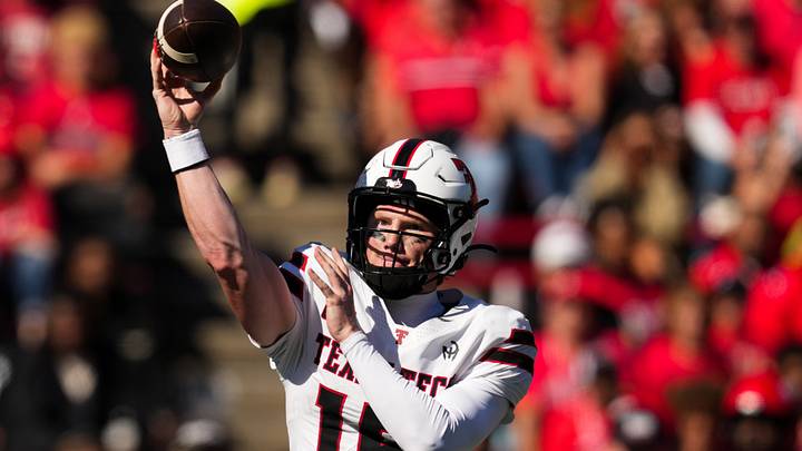 Oct 24, 2026; Cincinnati, Ohio, USA; Texas Tech Red Raiders quarterback Will Hammond (15) throws a pass against the Cincinnati Bearcats in the first half at Nippert Stadium. Mandatory Credit: Aaron Doster-Imagn Images Oct 24, 2026; Cincinnati, Ohio, USA; Texas Tech Red Raiders quarterback Will Hammond (15) throws a pass against the Cincinnati Bearcats in the first half at Nippert Stadium. Mandatory Credit: Aaron Doster-Imagn Images
