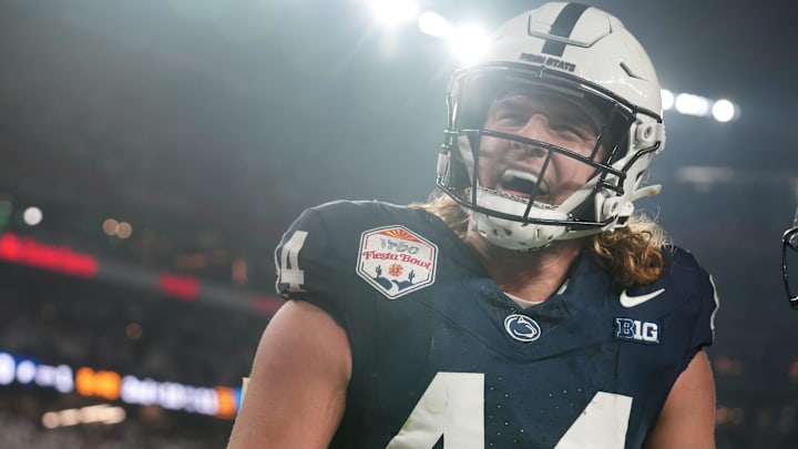 Penn State Nittany Lions tight end Tyler Warren (44) celebrates his touchdown catch against the Boise State Broncos during their Vrbo Fiesta Bowl matchup at State Farm Stadium in Glendale on Dec. 31, 2024. Penn State Nittany Lions tight end Tyler Warren (44) celebrates his touchdown catch against the Boise State Broncos during their Vrbo Fiesta Bowl matchup at State Farm Stadium in Glendale on Dec. 31, 2024.