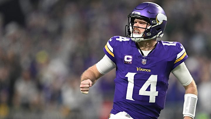 Green Bay Packers v Minnesota Vikings