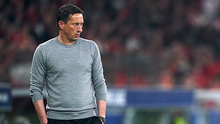 Roger Schmidt bleibt bis 2026 bei Benfica Roger Schmidt bleibt bis 2026 bei Benfica