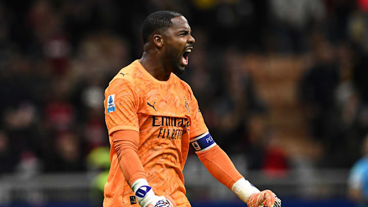 Mike Maignan könnte zum FC Bayern wechseln