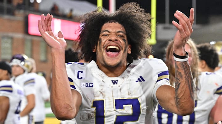 Washington Huskies wide receiver Denzel Boston