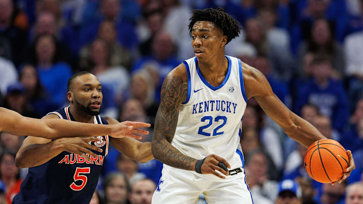 Mar 1, 2025; Lexington, Kentucky, USA; Kentucky Wildcats center Amari Williams (22) handles the ball during the first half against the Auburn Tigers at Rupp Arena at Central Bank Center. Mandatory Credit: Jordan Prather-Imagn Images Mar 1, 2025; Lexington, Kentucky, USA; Kentucky Wildcats center Amari Williams (22) handles the ball during the first half against the Auburn Tigers at Rupp Arena at Central Bank Center. Mandatory Credit: Jordan Prather-Imagn Images