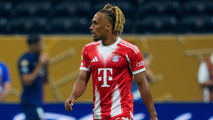 Sacha Boey not looking to leave Bayern Munich this summer.