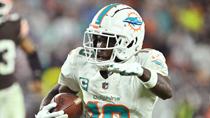 Miami Dolphins v Cleveland Browns
