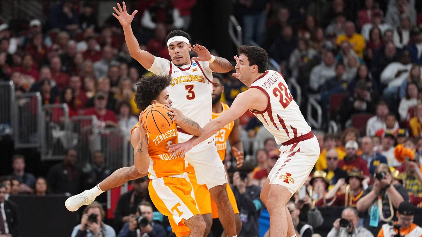 Former Iowa State Basketball Star Supports Milan Momcilovic’s Decision