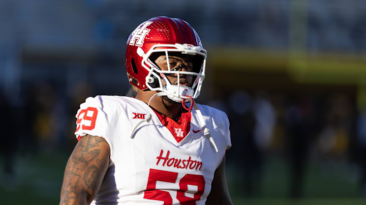 Oct 25, 2025; Tempe, Arizona, USA; Houston Cougars  offensive lineman Demetrius Hunter (59) against the Arizona State Sun Devils at Mountain America Stadium. Mandatory Credit: Mark J. Rebilas-Imagn Images