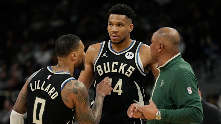 New York Knicks v Milwaukee Bucks