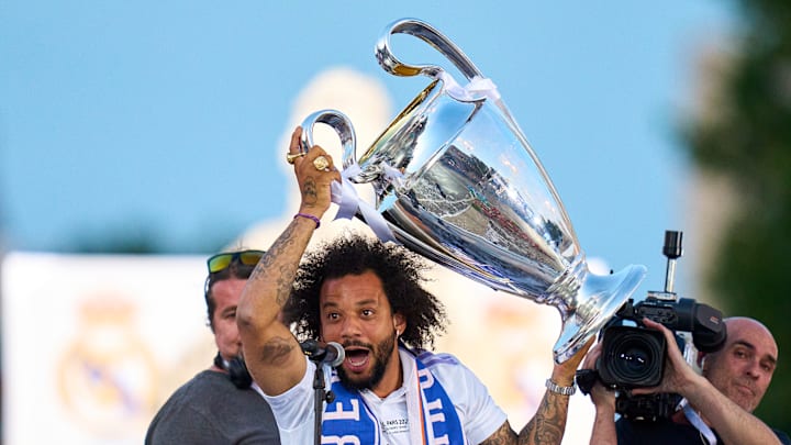 Marcelo busca equipo tras su salida del Real Madrid Marcelo busca equipo tras su salida del Real Madrid