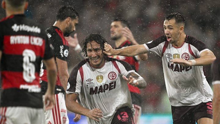 Canale fez gol na prorrogação Canale fez gol na prorrogação