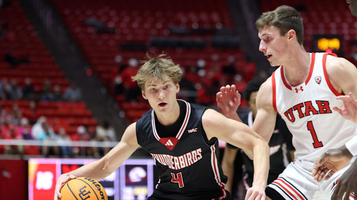 Southern Utah Thunderbirds guard Braden Housley (4). Southern Utah Thunderbirds guard Braden Housley (4).