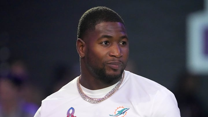 Then-Miami Dolphins tight end Jonnu Smith on Jan 30, 2025. 