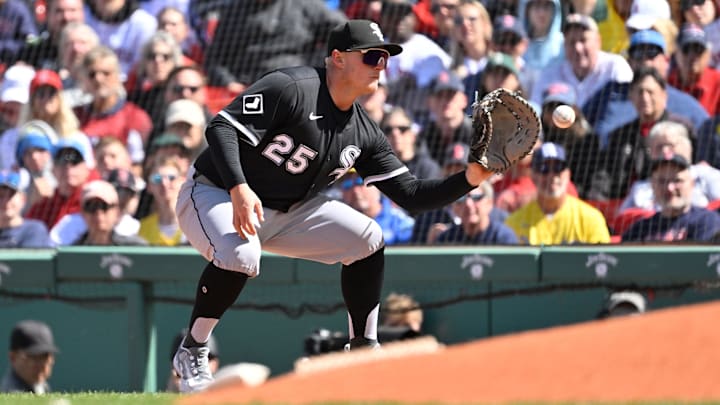Chicago White Sox first baseman Andrew Vaughn (25) makes a catch for an out against the Boston Red Sox at Fenway Park. Chicago White Sox first baseman Andrew Vaughn (25) makes a catch for an out against the Boston Red Sox at Fenway Park.