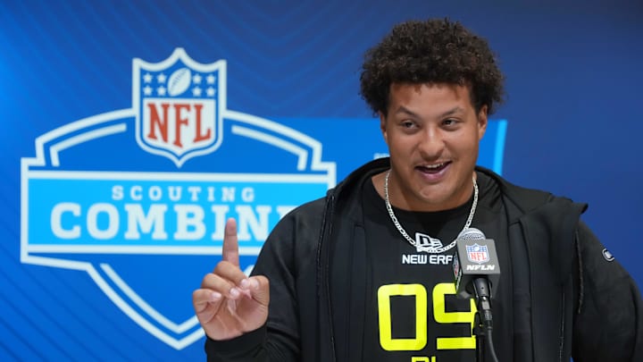 Feb 26, 2025; Indianapolis, IN, USA; Notre Dame defensive lineman Howard Cross (DL09) during the 2025 NFL Scouting Combine at the Indiana Convention Center. 