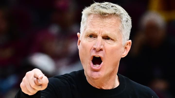 Warriors continue chasing former Celtics big men