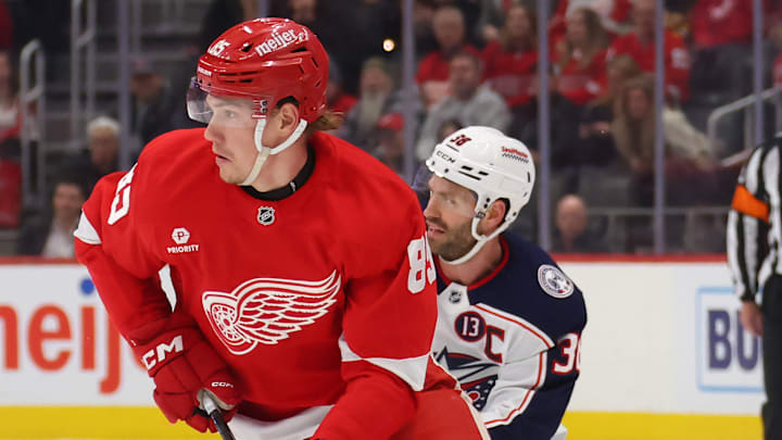Columbus Blue Jackets v Detroit Red Wings
