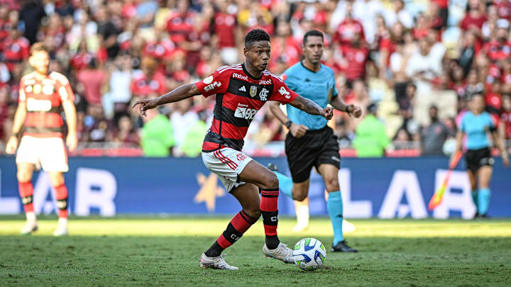 Cria do Flamengo, Matheus França é investigado por suposta prática de falsidade ideológica durante o processo para tirar a carteira de motorista.