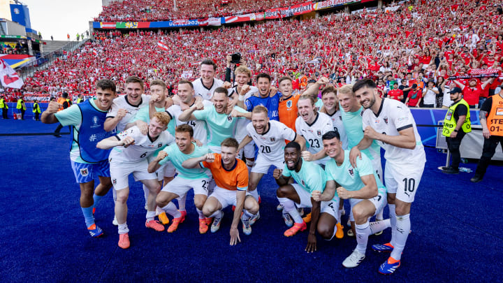 Holland  v Austria  -EURO