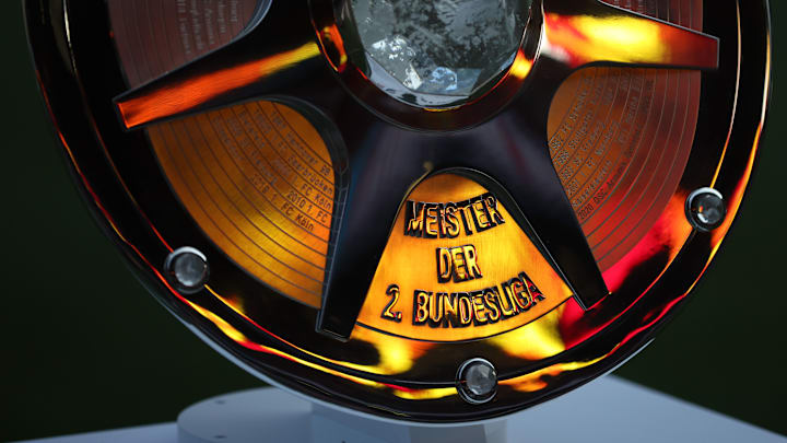 Wer schnappt sich die Zweitliga-Schale 25/26?