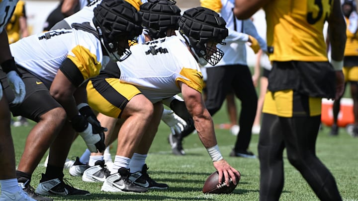Jul 28, 2024; Latrobe, PA, USA; Pittsburgh Steelers center Zach Frazier (54) participates in training camp at Saint Vincent College. Mandatory Credit: Barry Reeger-USA TODAY Sports