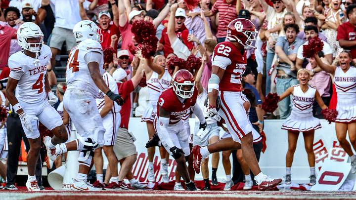 Oklahoma defensive back Peyton Bowen crosses the goal line against Texas.
