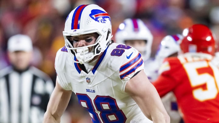 Jan 26, 2025; Kansas City, MO, USA; Buffalo Bills tight end Dawson Knox (88) against the Kansas City Chiefs during the AFC Championship Game