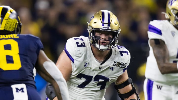 Jan 8, 2024; Houston, TX, USA; Washington Huskies offensive lineman Roger Rosengarten (73) against