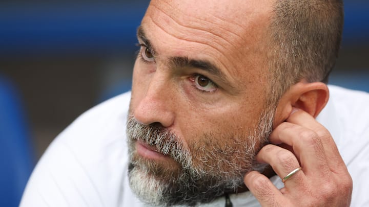 Ca ne rigole pas avec Tudor aux commandes