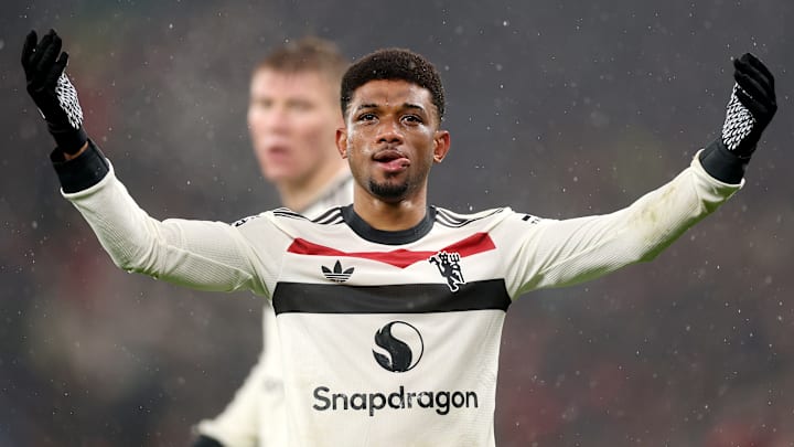 Amad has signed a new long-term deal at United