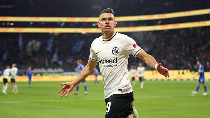 Atacante joga no Eintracht Frankfurt, da Alemanha