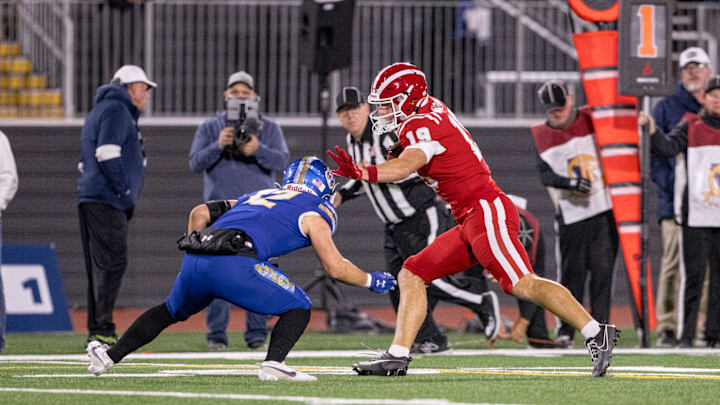 Mater Dei v Serra