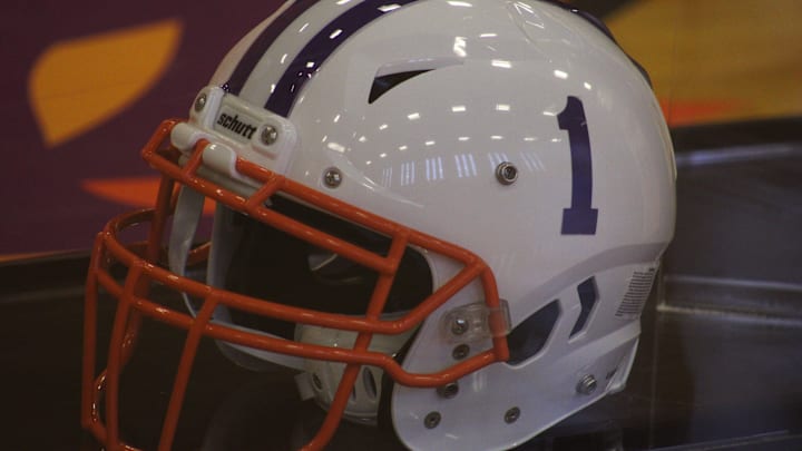 Northeastern State RiverHawks all-purpose star Ramon McKinney Jr. is entering the transfer portal after a 1,500-yard season.