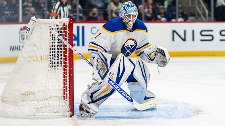 Buffalo Sabres v Winnipeg Jets Buffalo Sabres v Winnipeg Jets