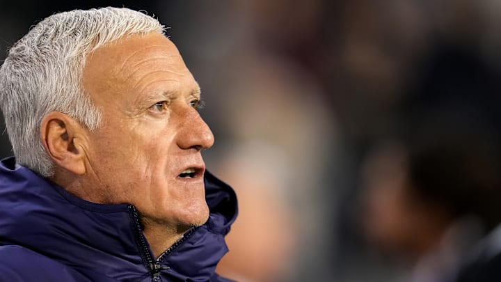 Un ancien gardien prometteur des Bleus proche de changer de sélection sportive. 