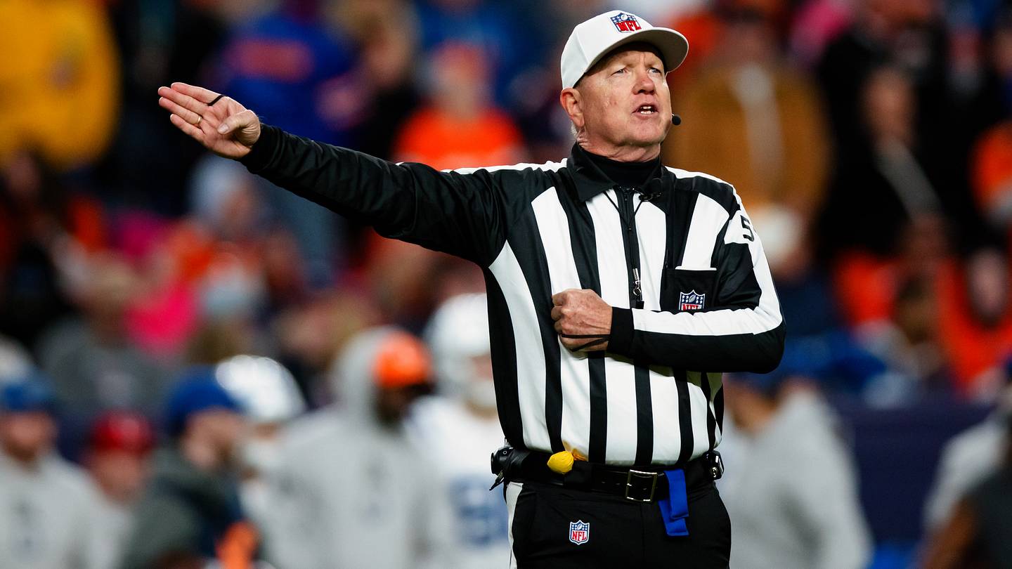 Texans score a win with announcers and referees against Chiefs today