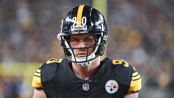 Oct 28, 2024; Pittsburgh, Pennsylvania, USA; Pittsburgh Steelers linebacker T.J. Watt (90)gets ready to take the field against the New York Giants during the first quarter at Acrisure Stadium. Mandatory Credit: Barry Reeger-Imagn Images