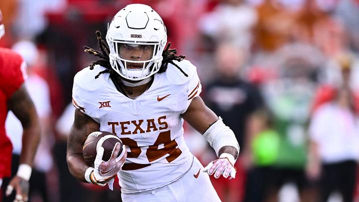 Oct 21, 2023; Houston, Texas, USA; Texas Longhorns running back Jonathon Brooks Oct 21, 2023; Houston, Texas, USA; Texas Longhorns running back Jonathon Brooks