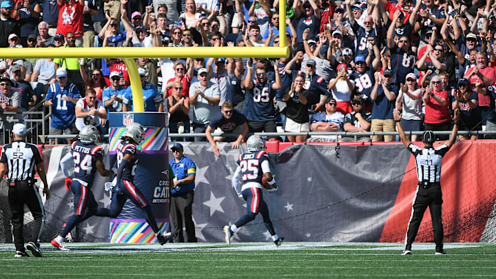 Sep 28, 2025; Foxborough, Massachusetts, USA; New England Patriots cornerback Marcus Jones (25) returns a punt for a touchdown during the first half against the Carolina Panthers at Gillette Stadium. Mandatory Credit: Bob DeChiara-Imagn Images Sep 28, 2025; Foxborough, Massachusetts, USA; New England Patriots cornerback Marcus Jones (25) returns a punt for a touchdown during the first half against the Carolina Panthers at Gillette Stadium. Mandatory Credit: Bob DeChiara-Imagn Images