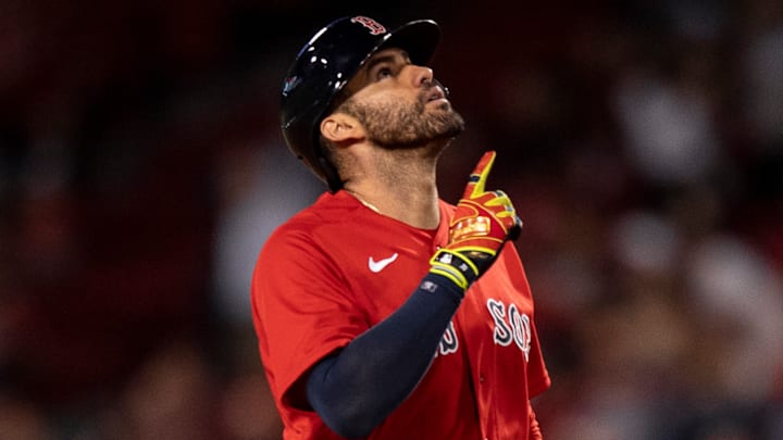 Boston puede escuchar ofertas por J.D. Martínez