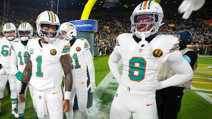 Miami Dolphins v Green Bay Packers